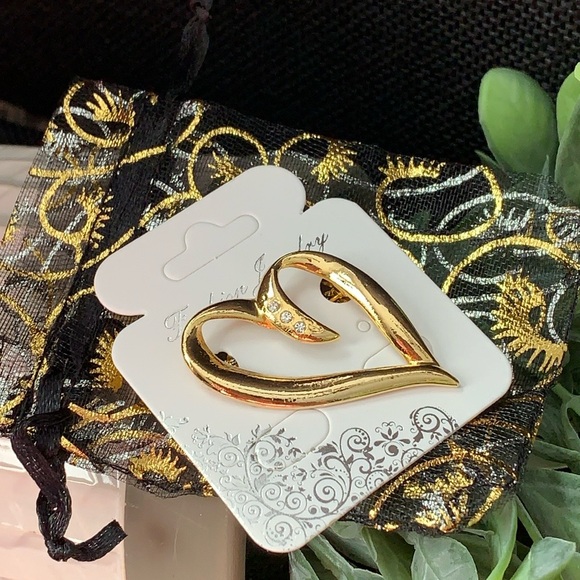 Golden Heart Brooch πππ Beautiful Gold Tone Heart W/3Crystal Stones - Picture 3 of 7